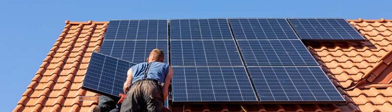 Neues zur Besteuerung kleiner Photovoltaikanlagen und kleiner Blockheizkraftwerke